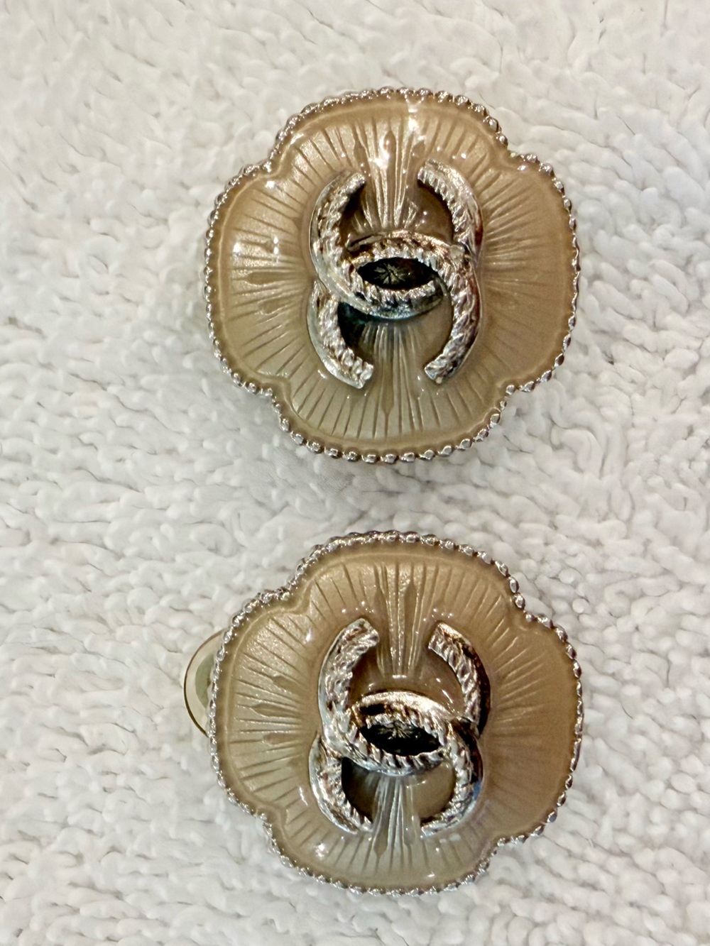 Authentic Vintage CHANEL Camellia Flower CC Logo Clip-OnEarrings